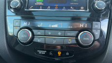 Nissan Qashqai 1.3 DiG-T 160 Tekna 5dr Petrol Hatchback